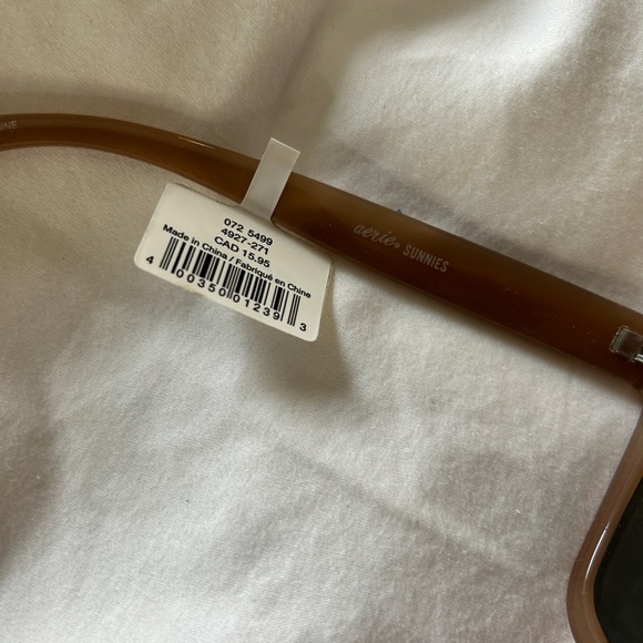 Aerie Sunglasses - *NEW* - Picture 2 of 3